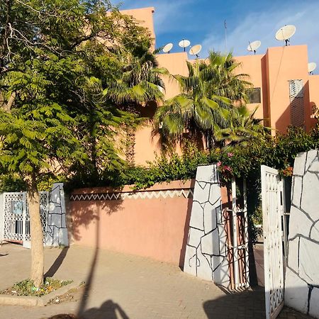 Julie'S Airport Apartment Marrakesch Exterior foto